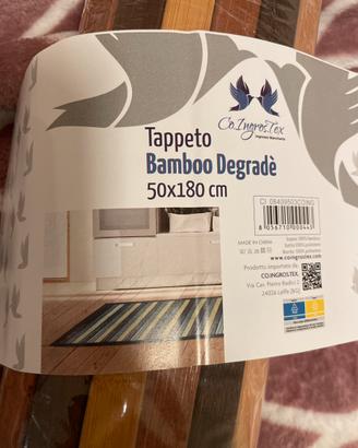 Tappeto bamboo ancora imballato