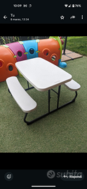 Tavolo Lifetime pieghevole con panche bimbo