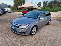 Opel Astra 1.9 16V CDTI 150CV Station Wagon Cosmo