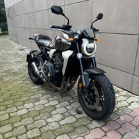 Cb1000r