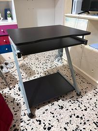 scrivania singola con poggia libri estraibile