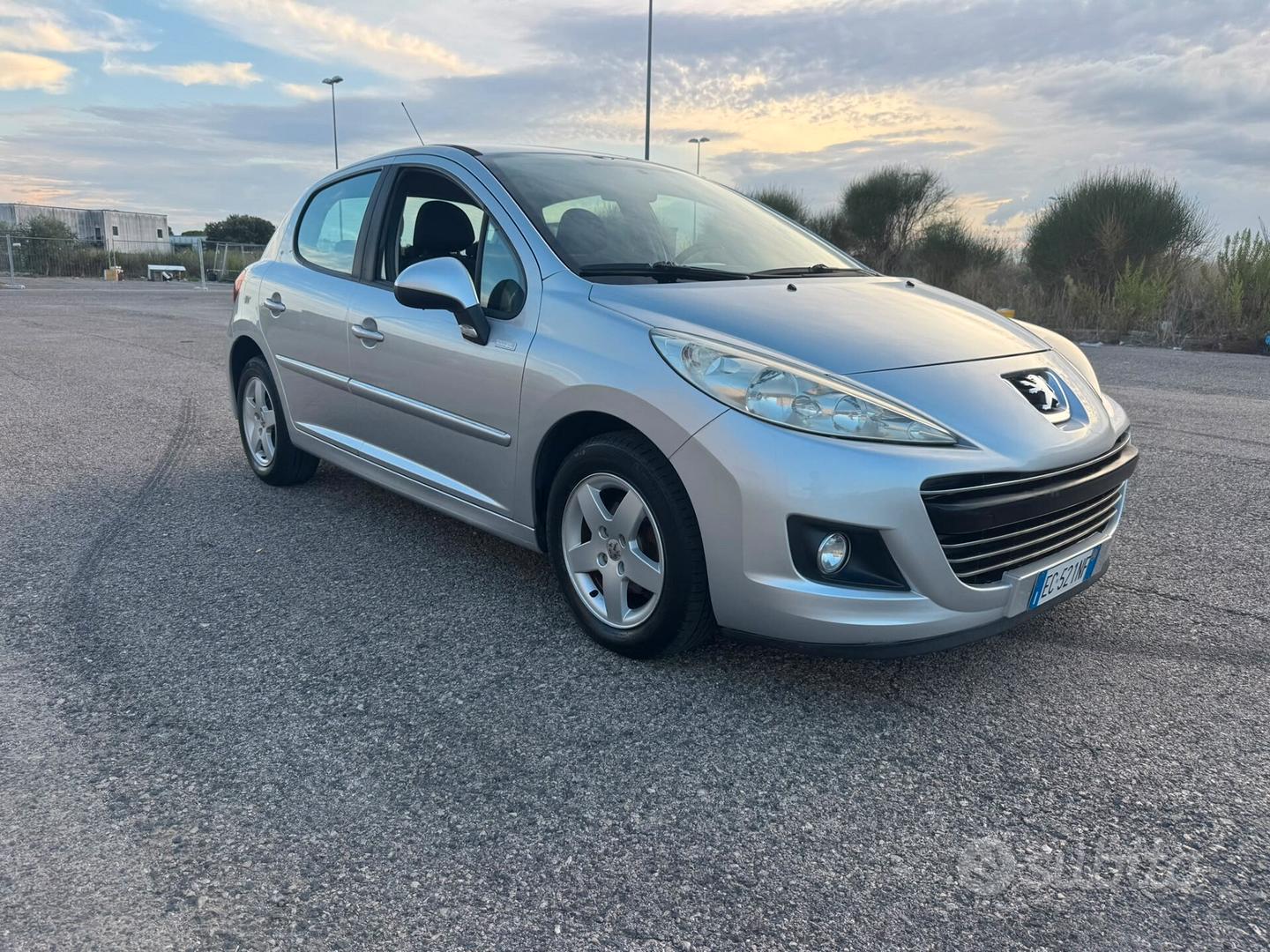 Peugeot 207
