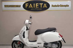 Vespa GTS 300 - 2012