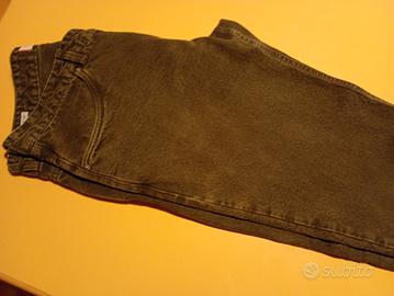 pantaloni 