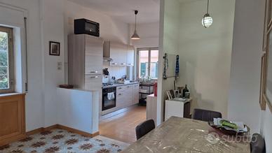 Labaro bilocale con posto auto