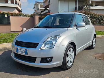 Suzuki Swift Benzina 