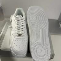 Nike Air Force 1 07 Classic Low-Top, Bianco / 45
