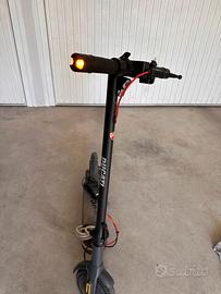 monopattino elettrico DUCATI da sistemare
