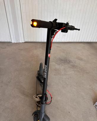 monopattino elettrico DUCATI da sistemare