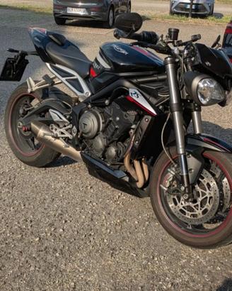 Triumph street triple 765 rs