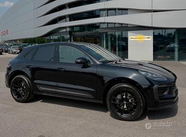 Cerchi in lega e gomme porsche macan 20”