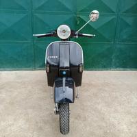 Vespa Px125E 