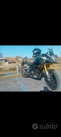 suzuki v-strom 1000 abs