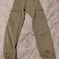 pantaloni cargo 