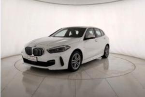 BMW 118d F40 2024/02