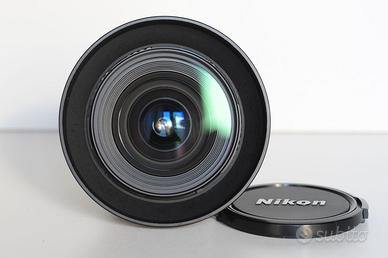 Obiettivo Nikon AF Nikkor 20mm f/2,8 D