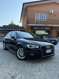 Audi A3 SPB 1.6 TDI clean diesel S tronic Ambition