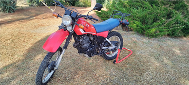 Yamaha xt 550 anno 1984