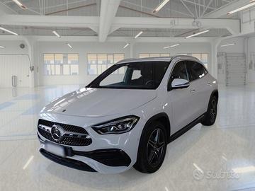 MERCEDES-BENZ GLA 220 D AUTOMATIC 4MATIC PREMIUM C