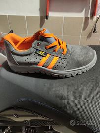 Scarpe antinfortunistiche