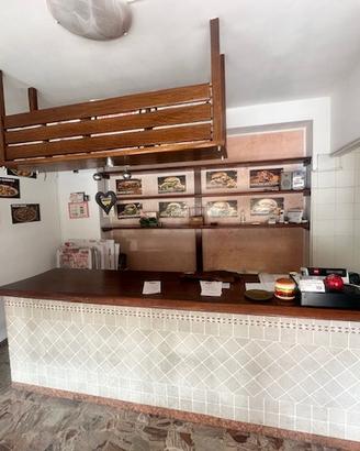 Pizzeria kebab paninoteca take away