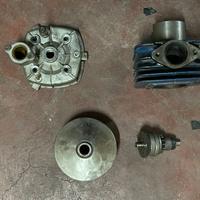 Pezzi piaggio 50/70 (NON PRESENTI  TUTTI IN FOTO )