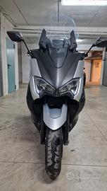 Tmax 530 SX 2017