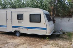 caravan Adria 
