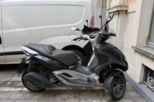 Piaggio MP3 300 LT