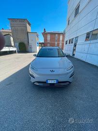 Hyundai Kona elettrica