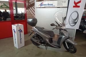 Kymco People 125i € 2.690,00 F.C.