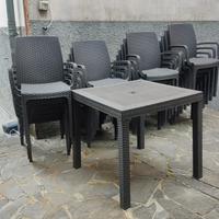 Set arredi da esterno (9 tavoli + 20 sedie)