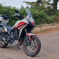 Moto Morini XCAPE 650