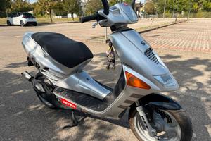 Aprilia sr 50  romboni del 1996