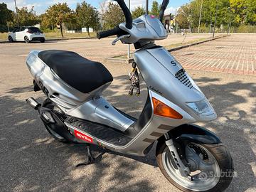 Aprilia sr 50  romboni del 1996