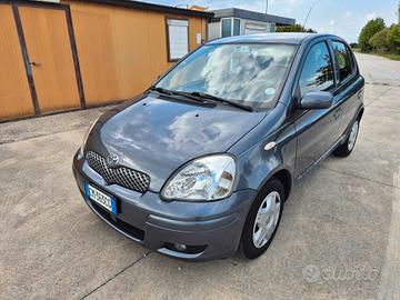 Toyota Yaris 1.0i 16V cat 5 porte Expo