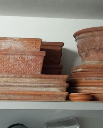 Vasi e sottovasi di terracotta varie dimensioni