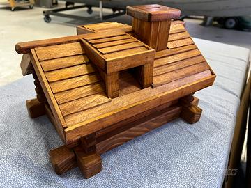 Salvadanaio in legno