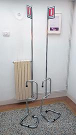2 Piantane porta estintore