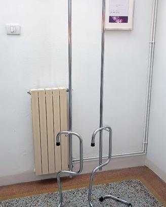 Piantana porta estintore
