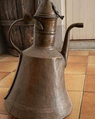 Brocca per acqua