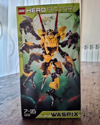 2 Set Lego Hero Factory "Savage Planet"