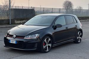 Volkswagen Golf GTI Performance UNI PRO