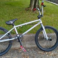 BMX Redline Recon grigia