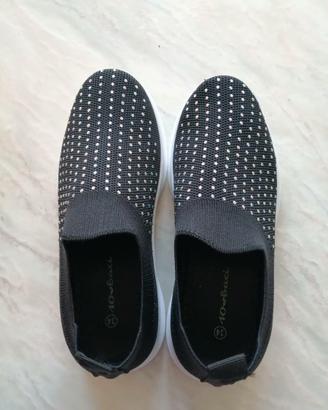 Scarpa bambina nero bianco numero 34 nuova