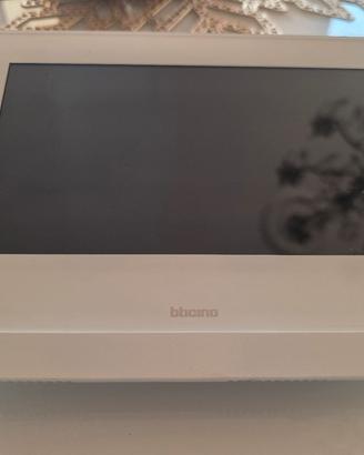 Bticino Hometouch domotica videocitofono