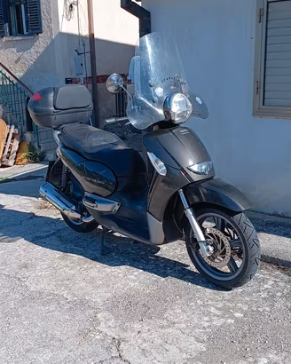 Aprilia Scarabeo 400 IE Light 