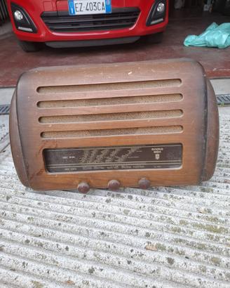 radio d'epoca a valvole Minerva Radio anni 40/50
