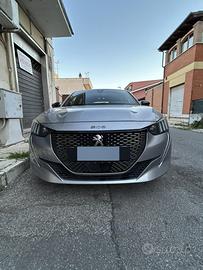 Peugeot 208 1.2 puretech GT line