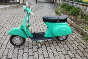 Vespa 50 L faro tondo